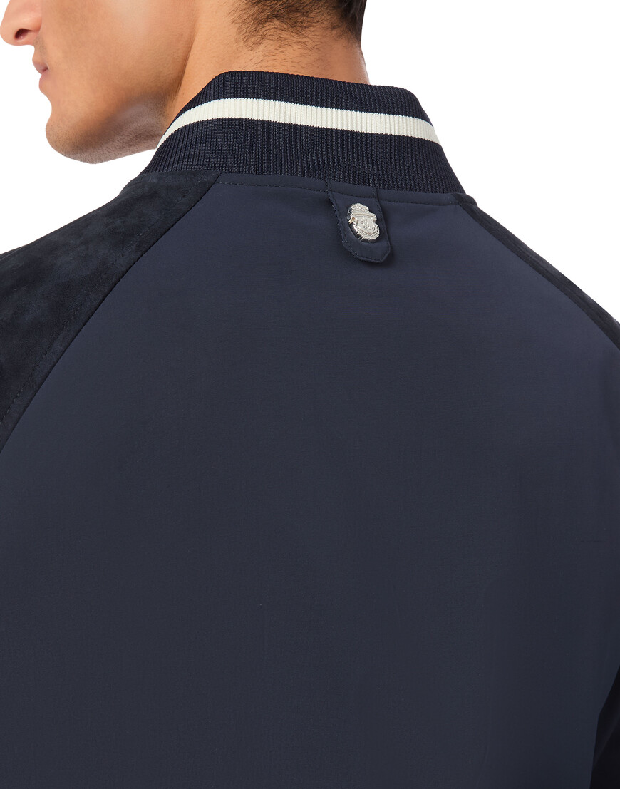 бомбер  из италии вид сбоку