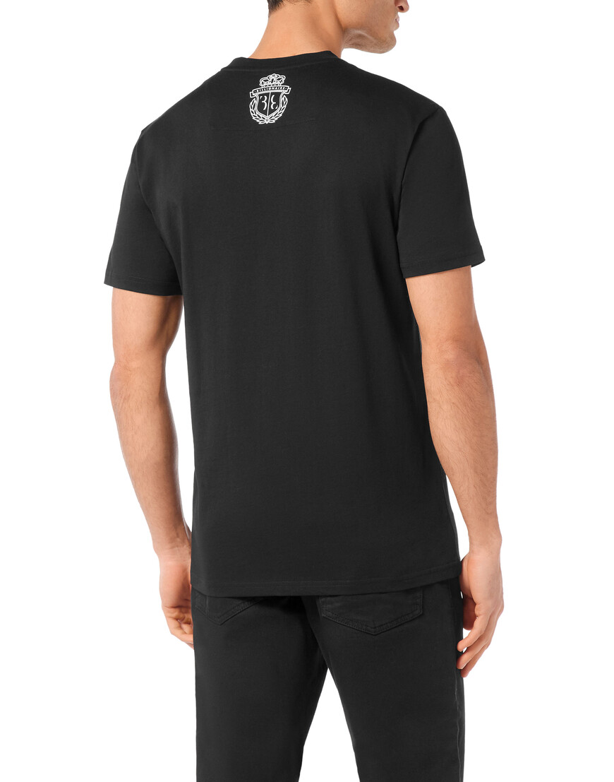 футболка  DADC-MTK8383-BKN003N_02 фотография