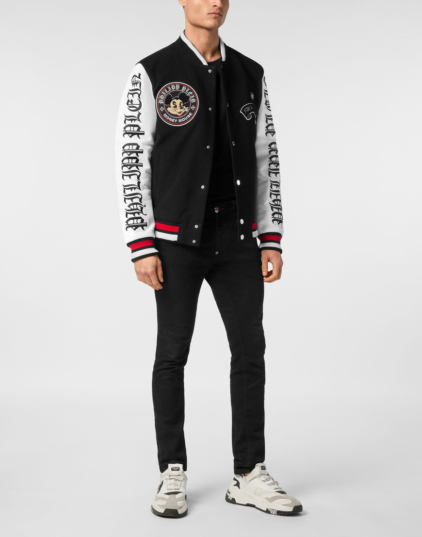 бомбер  по цене 206720 руб вид справа