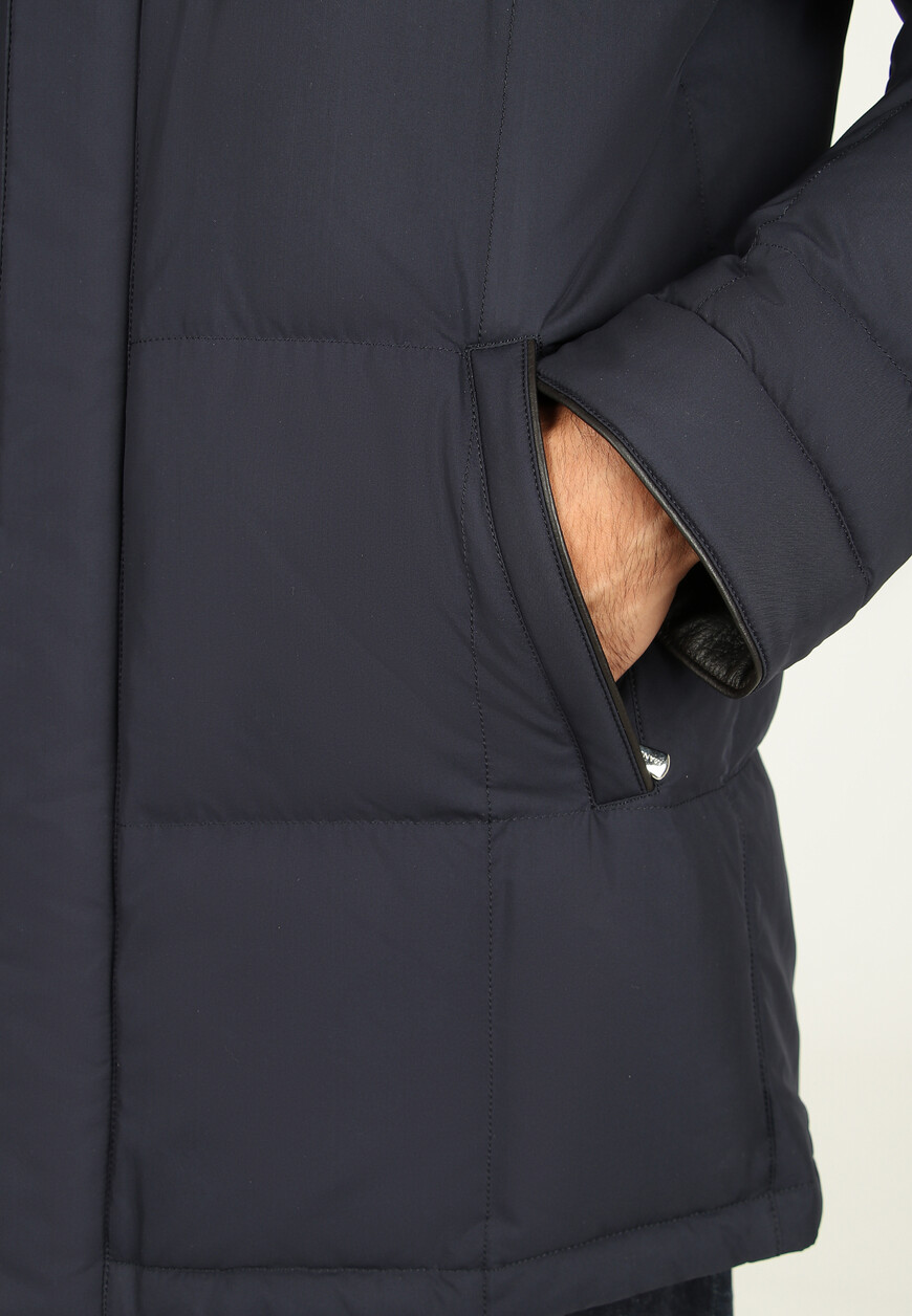 пуховик  из проверенных материалов спереди