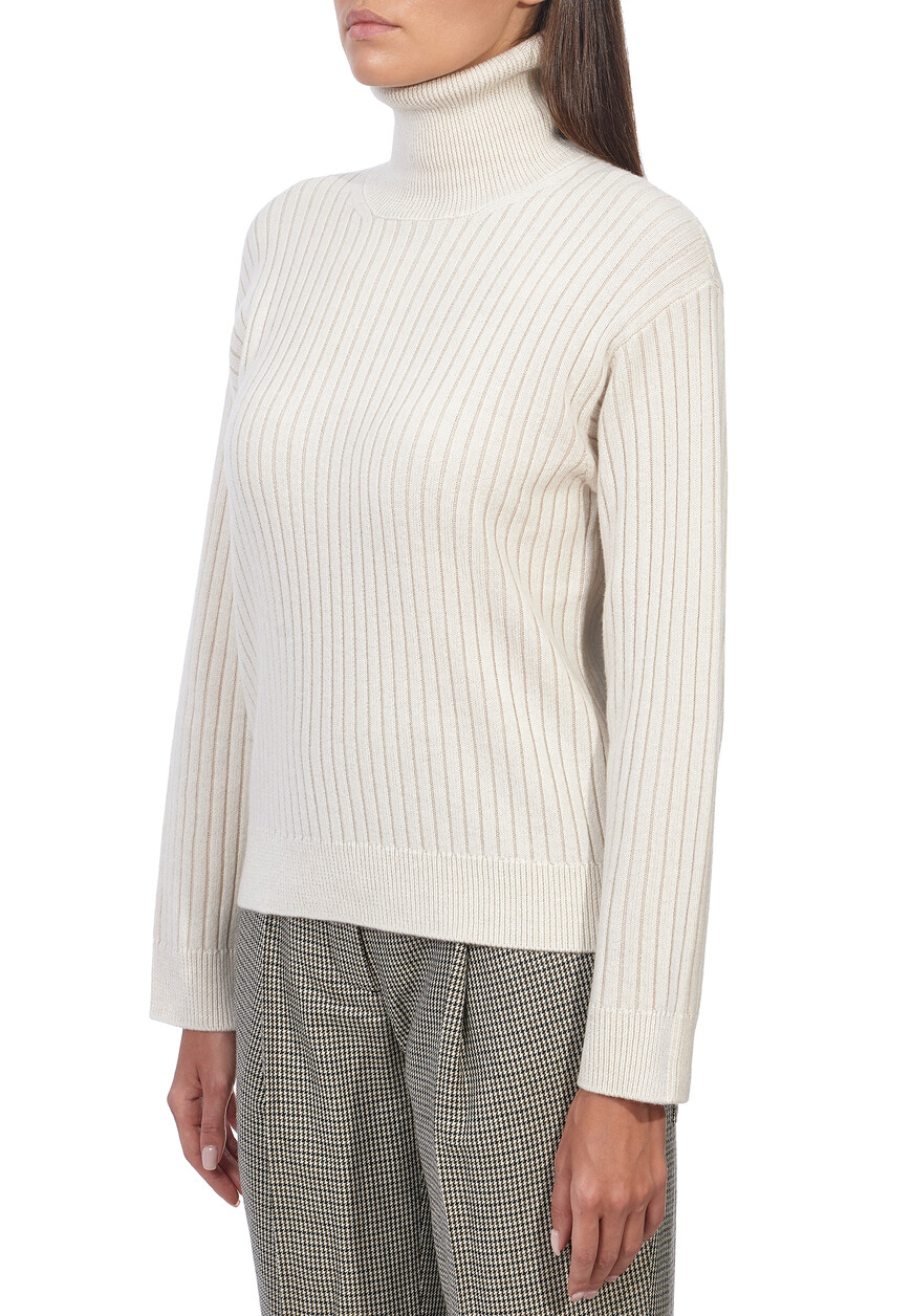 свитер  J81MAGJ71MAG0J069 по низкой цене