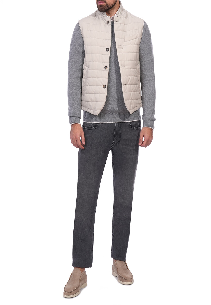 жилет  от бренда eleventy вид слева