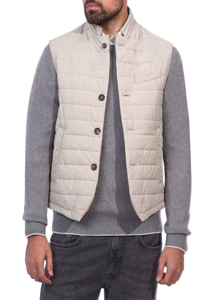 жилет  из италии вид сбоку