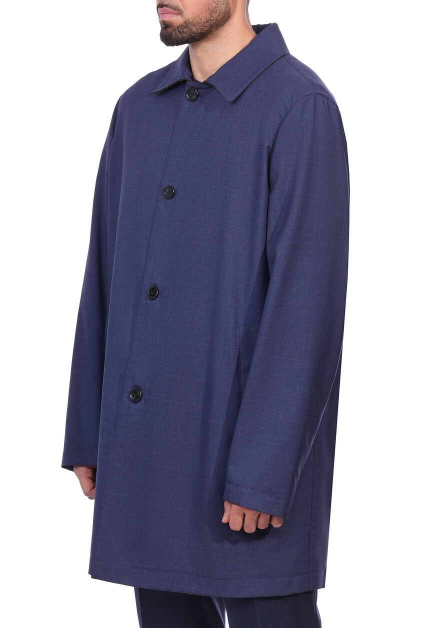 Товар синего цвета с внутренней стороны