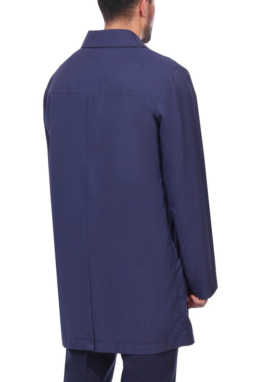 плащ  из проверенных материалов спереди