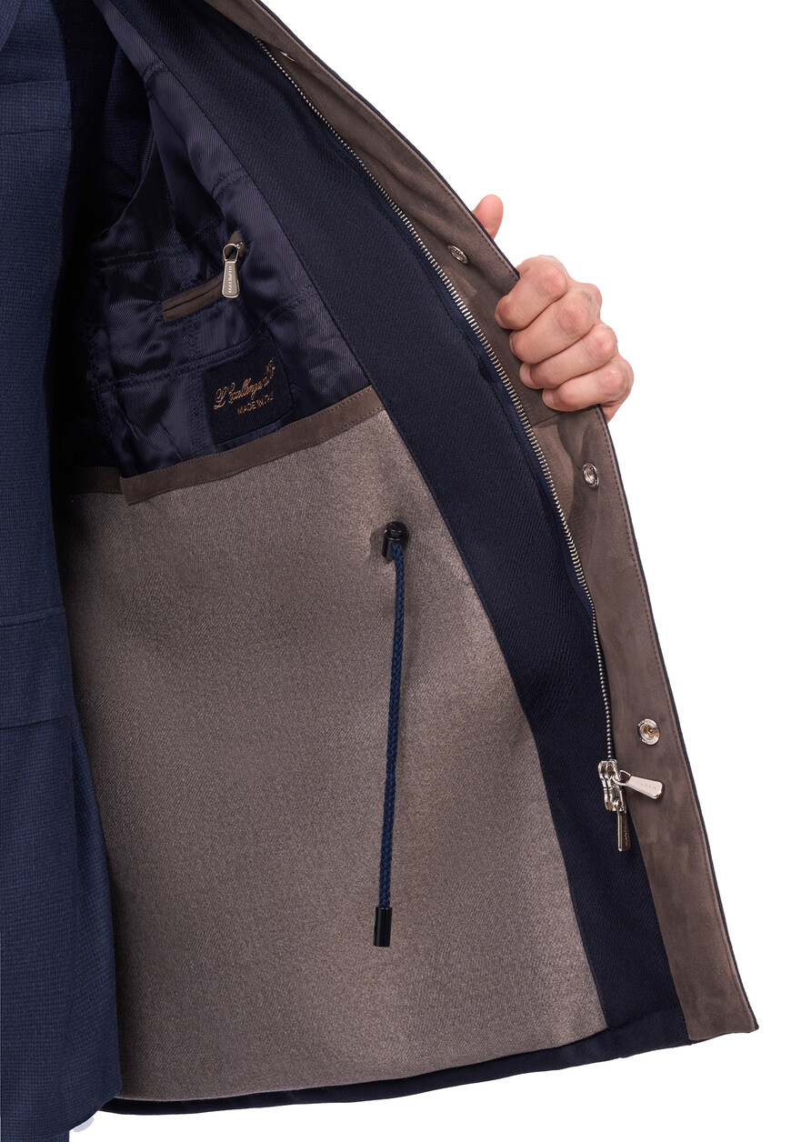 куртка  делового стиля с лицевой стороны