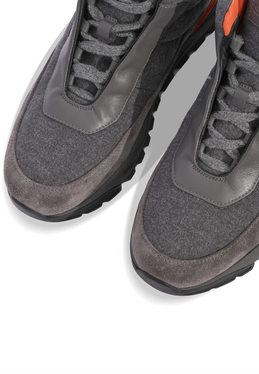 кроссовки  MBIR21744SKNBEEDG62 по низкой цене