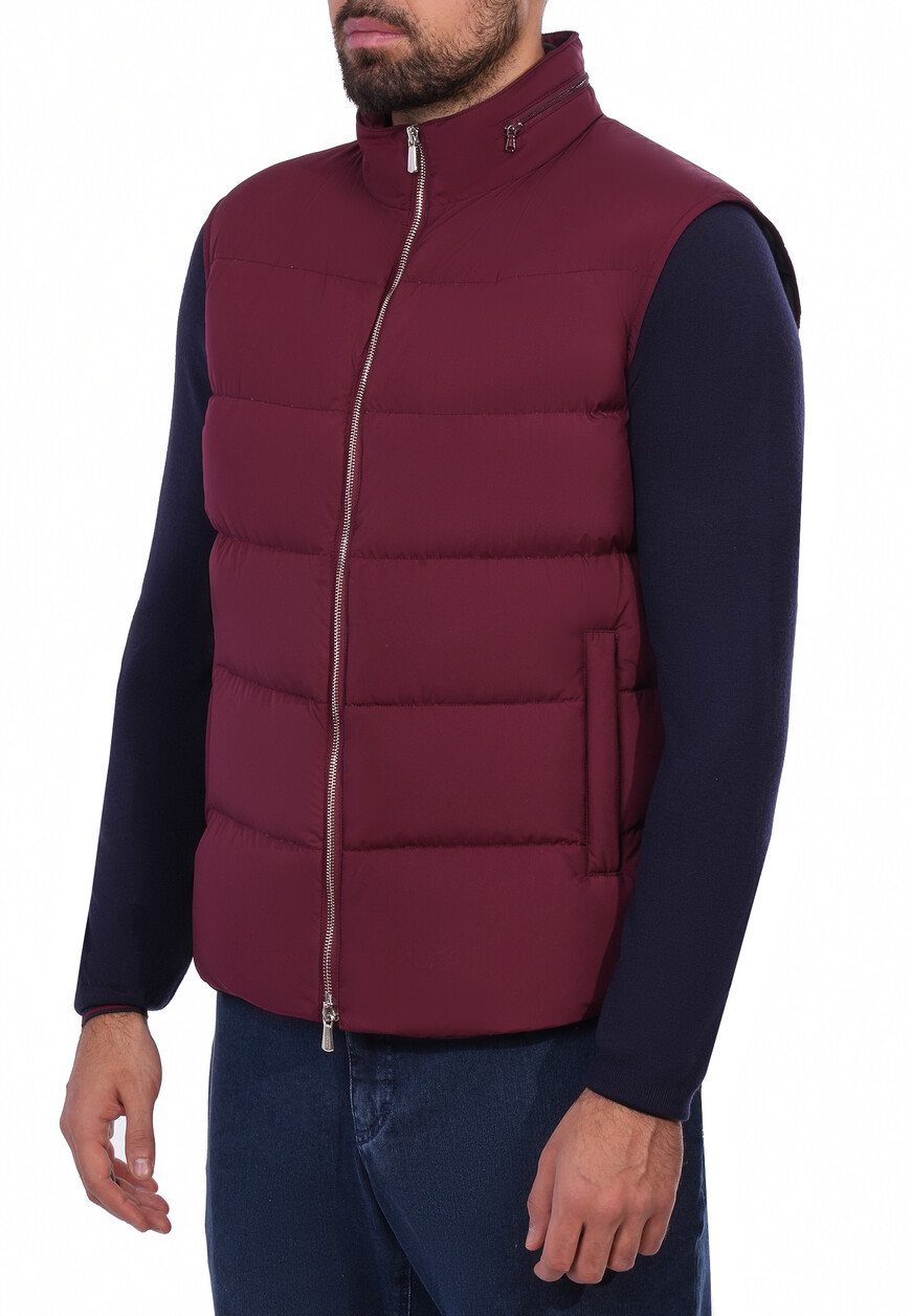 Товар бордового цвета с внутренней стороны