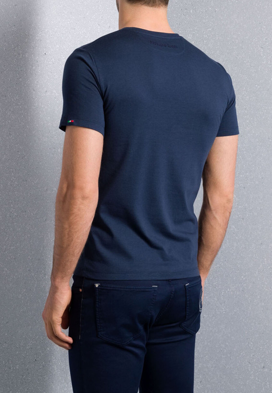 футболка  MNH2301800 803 по акции