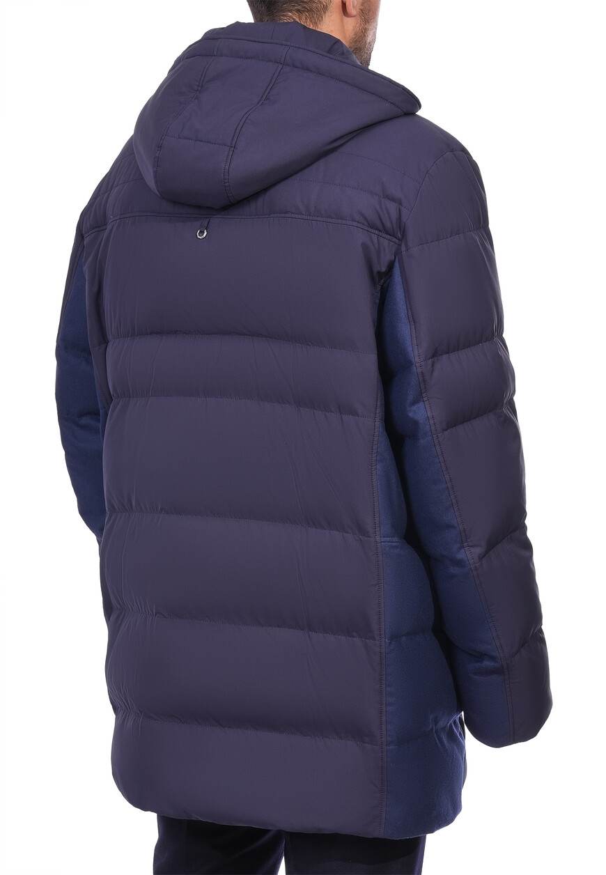 пуховик  из проверенных материалов спереди