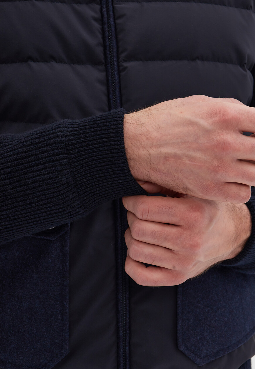 

Пуховик Corneliani, Синий