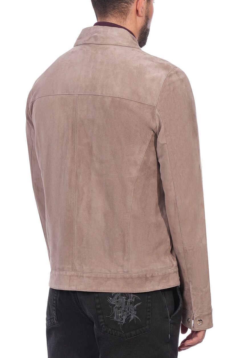 куртка  из проверенных материалов спереди