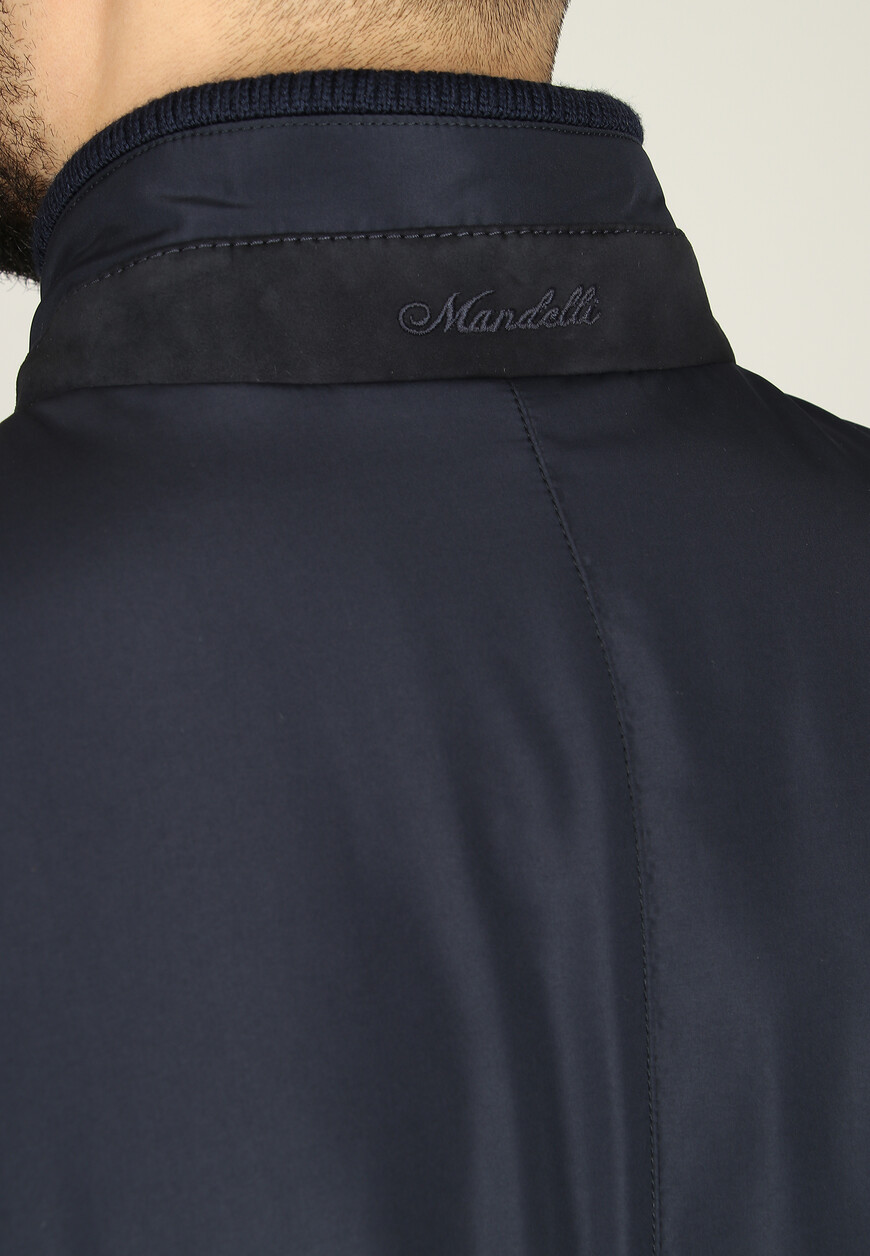 бомбер  из проверенных материалов спереди