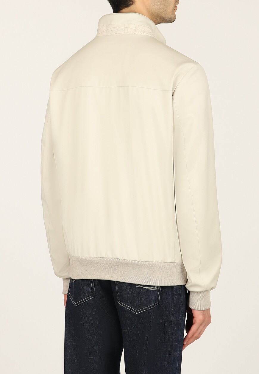 куртка  из италии вид сбоку