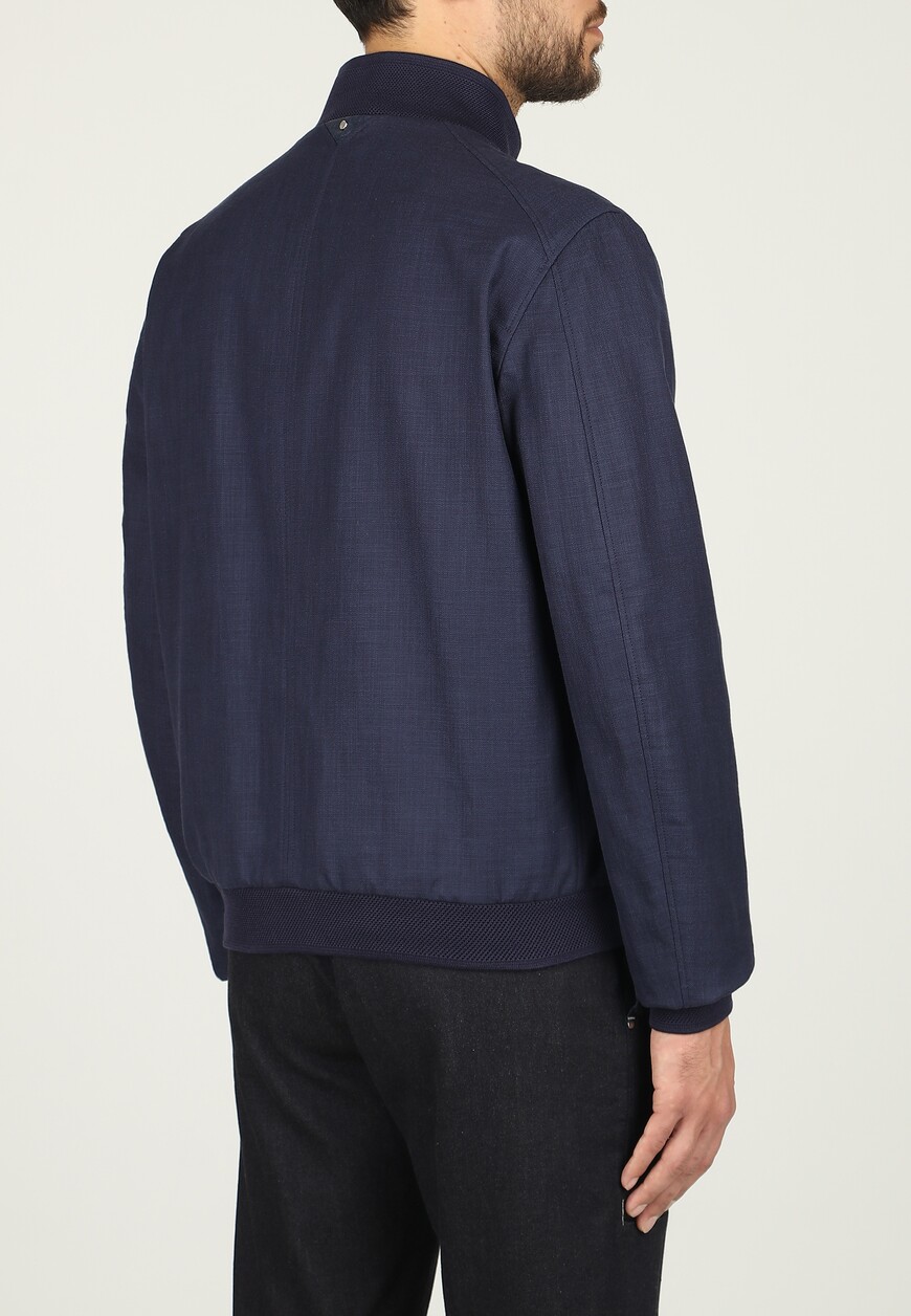 куртка  из англии вид сбоку