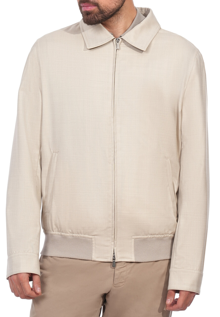 ветровка  из италии вид сбоку