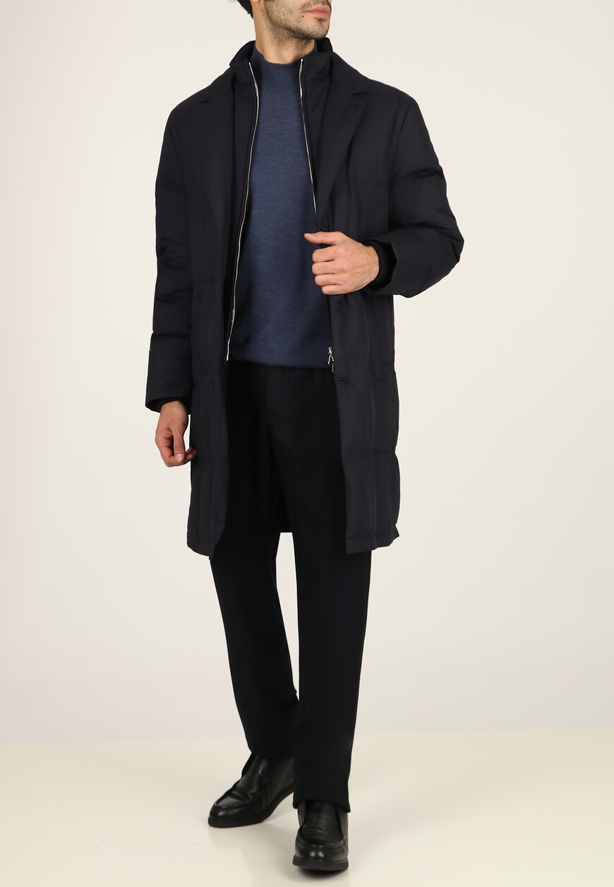 пуховик  из италии вид сбоку