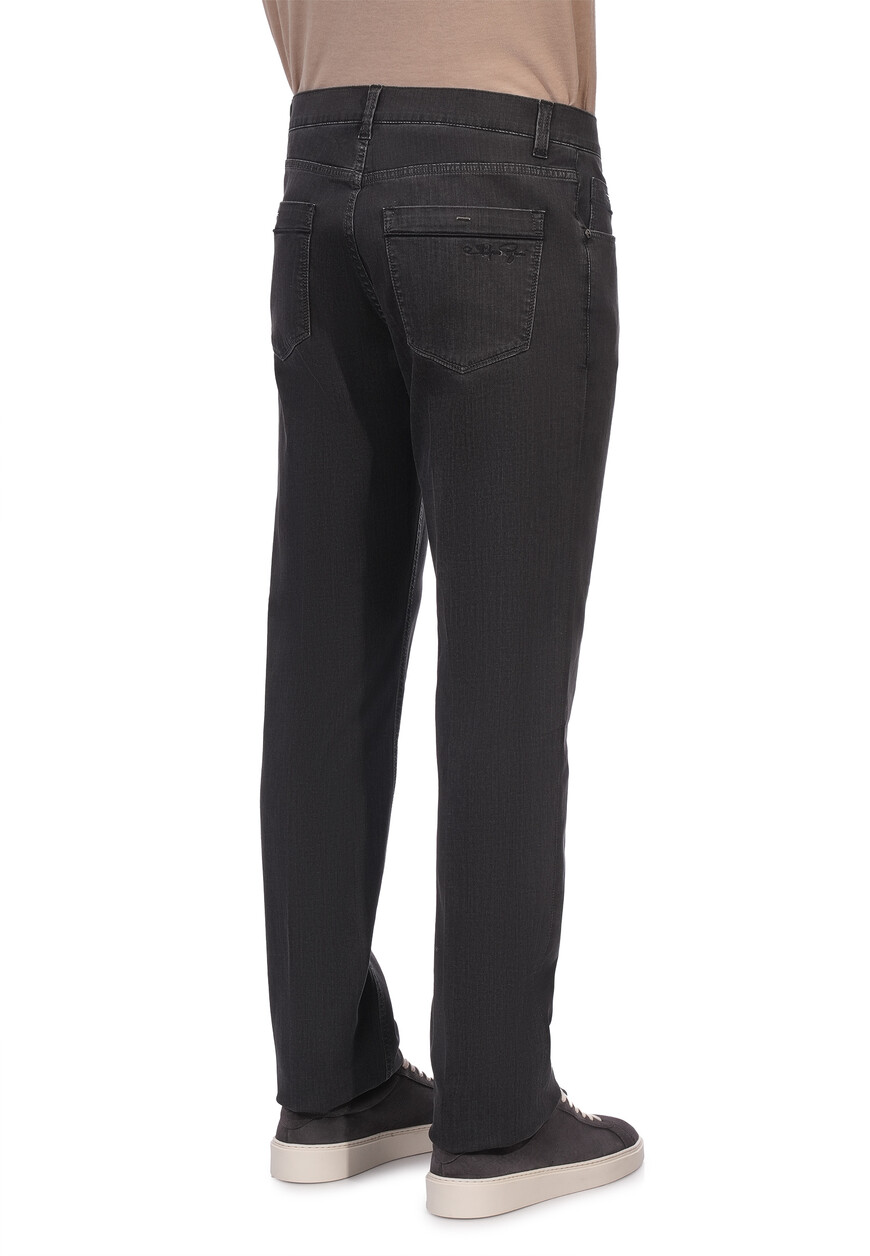 джинсы  MFT11B2020 со скидкой