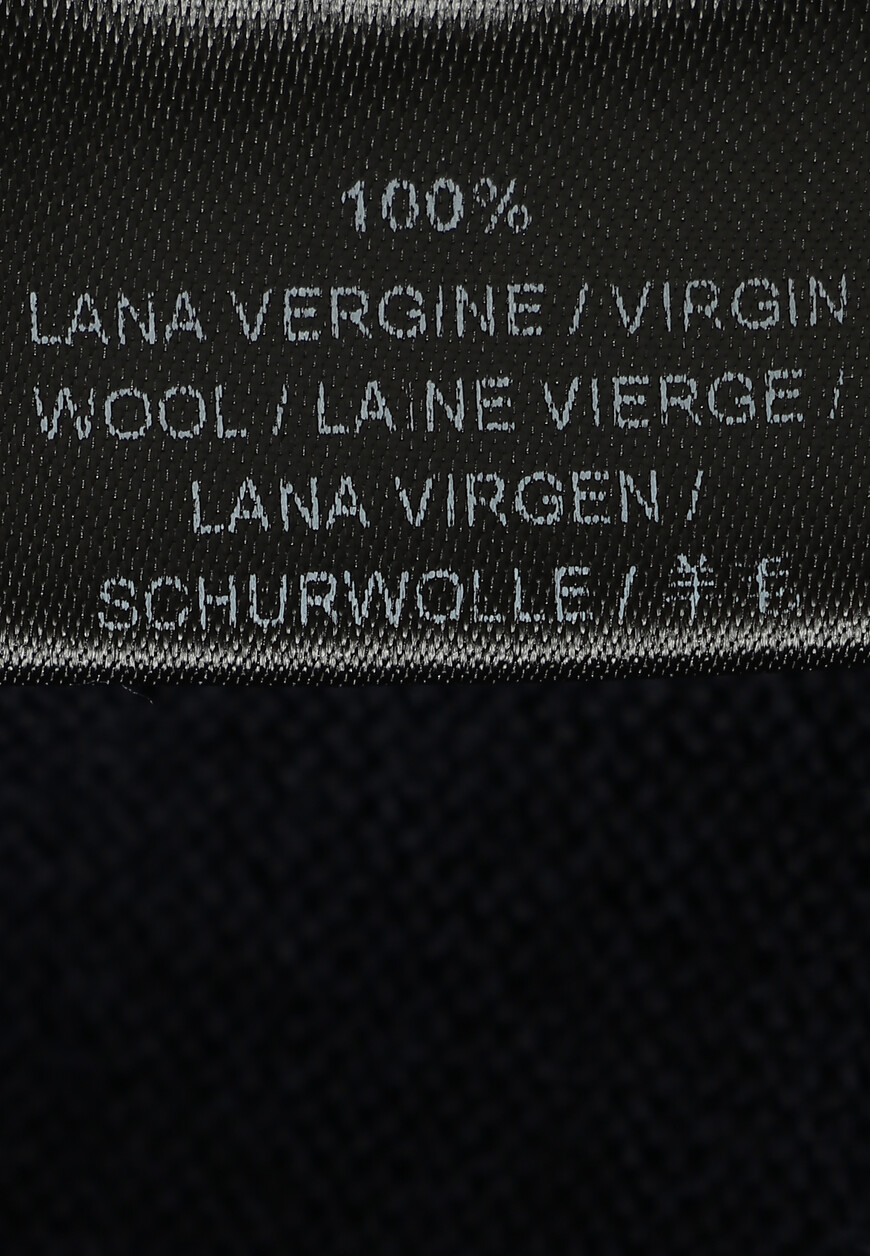 пуловер  92M50C3825139 на официальном сайте