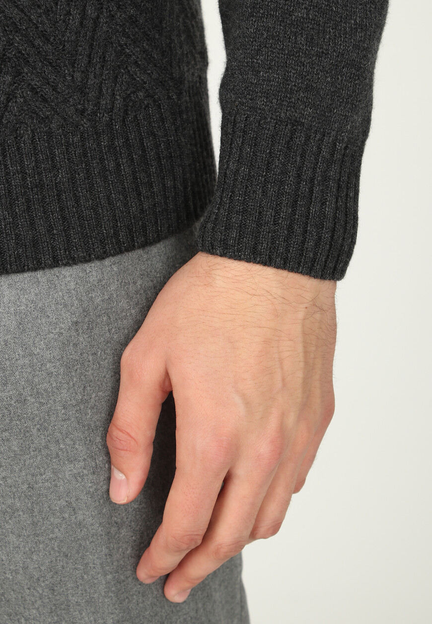 пуловер  92M5183825153 со скидкой