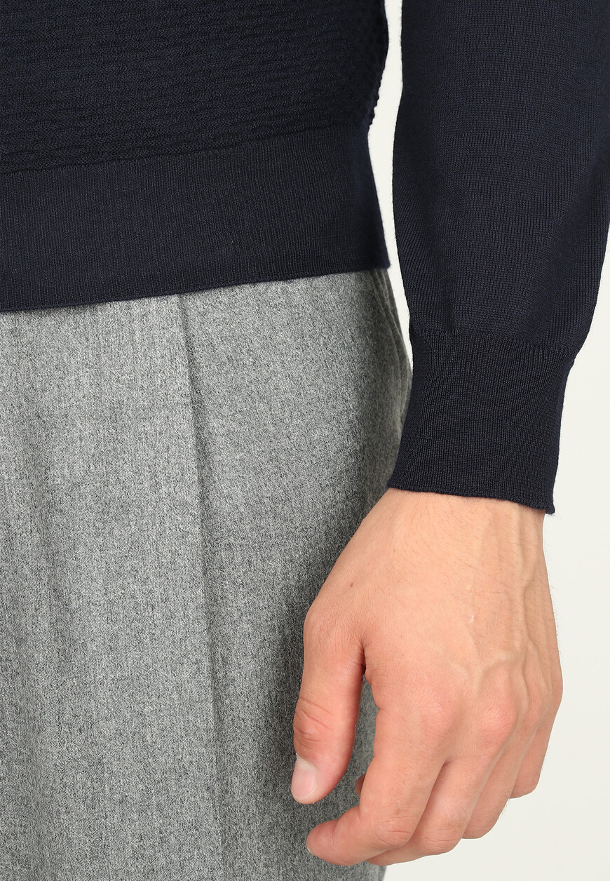 пуловер  92M5053825138 по распродаже