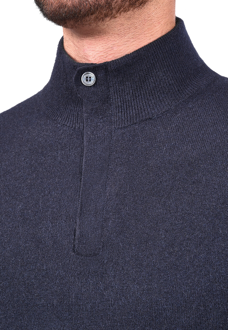 джемпер  92M5333825185 по распродаже