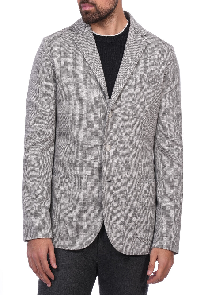 пиджак  из италии вид сбоку