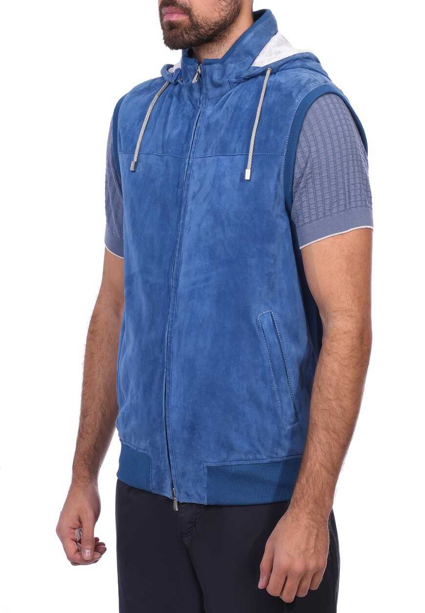 Товар голубого цвета с внутренней стороны