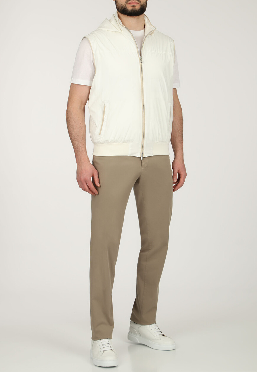 жилет  от бренда mandelli вид слева