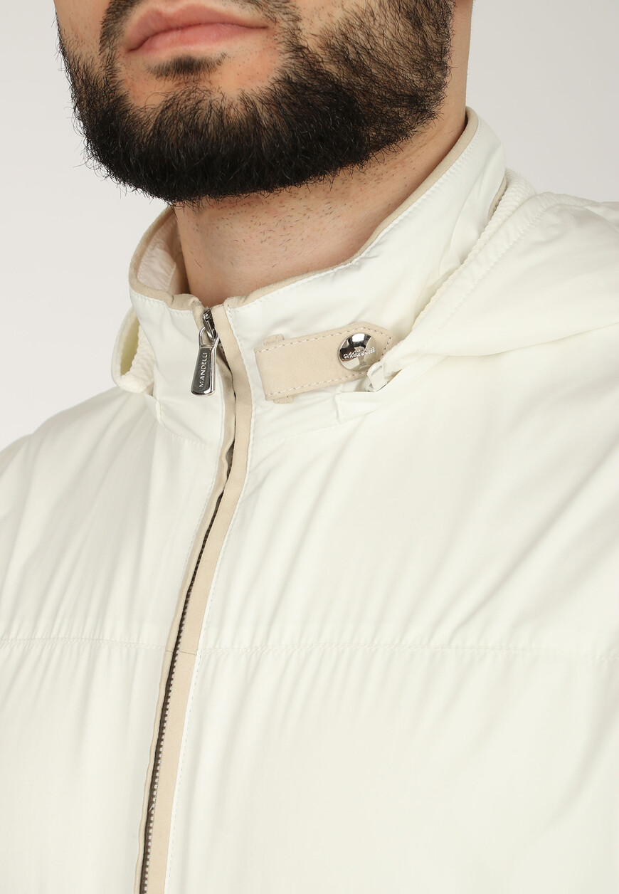 жилет  из проверенных материалов спереди