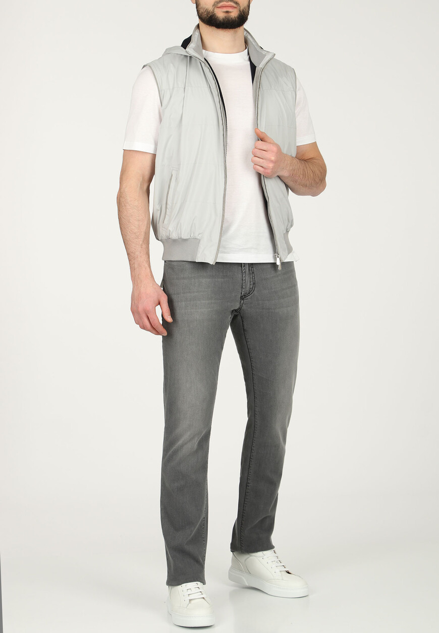 жилет  от бренда mandelli вид слева