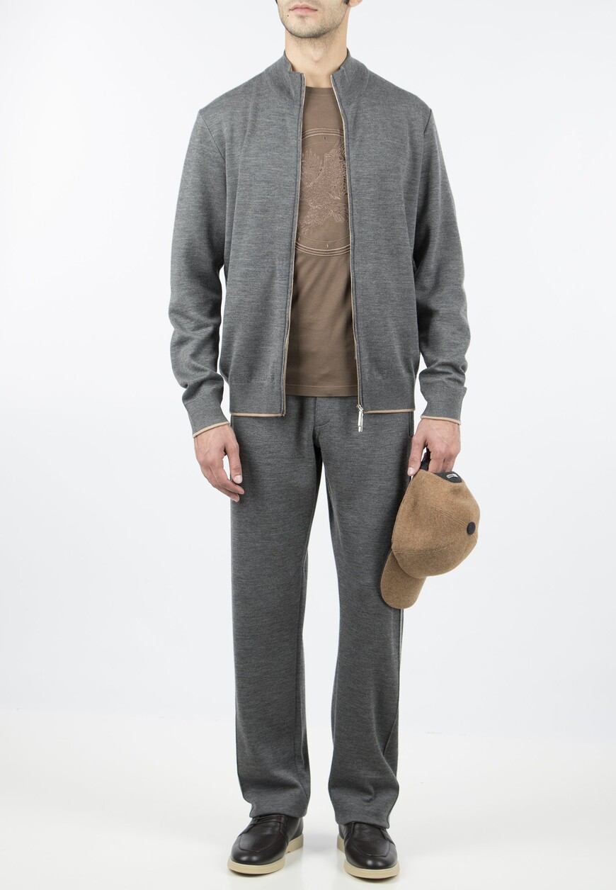 спортивный костюм  от бренда stefano ricci вид слева