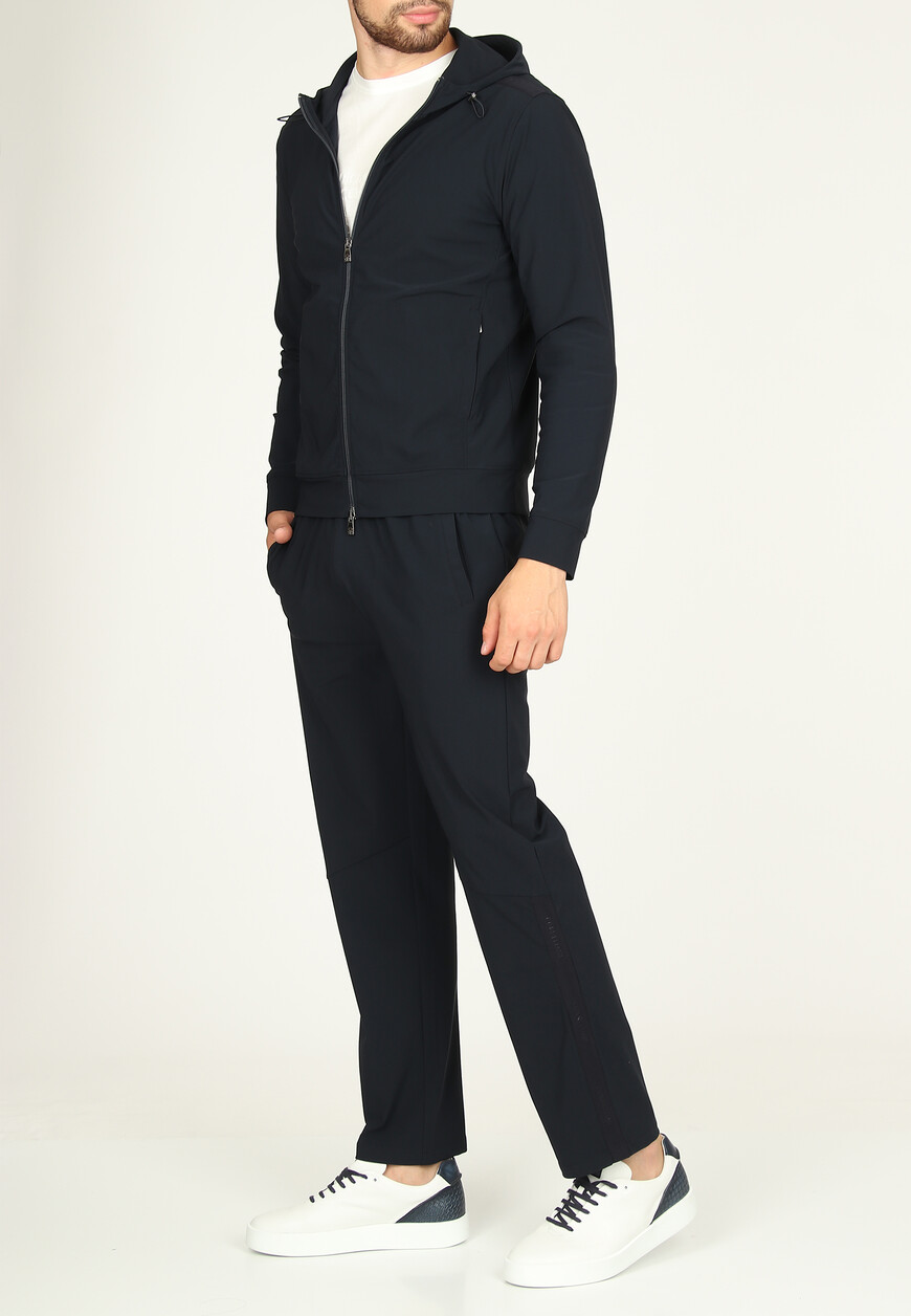 Костюм Corneliani