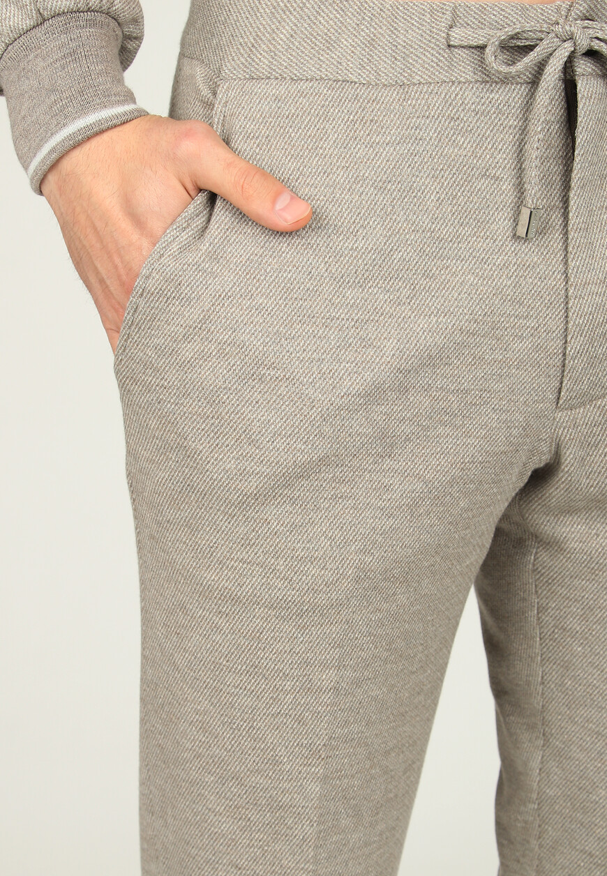 спортивный  из италии вид сбоку