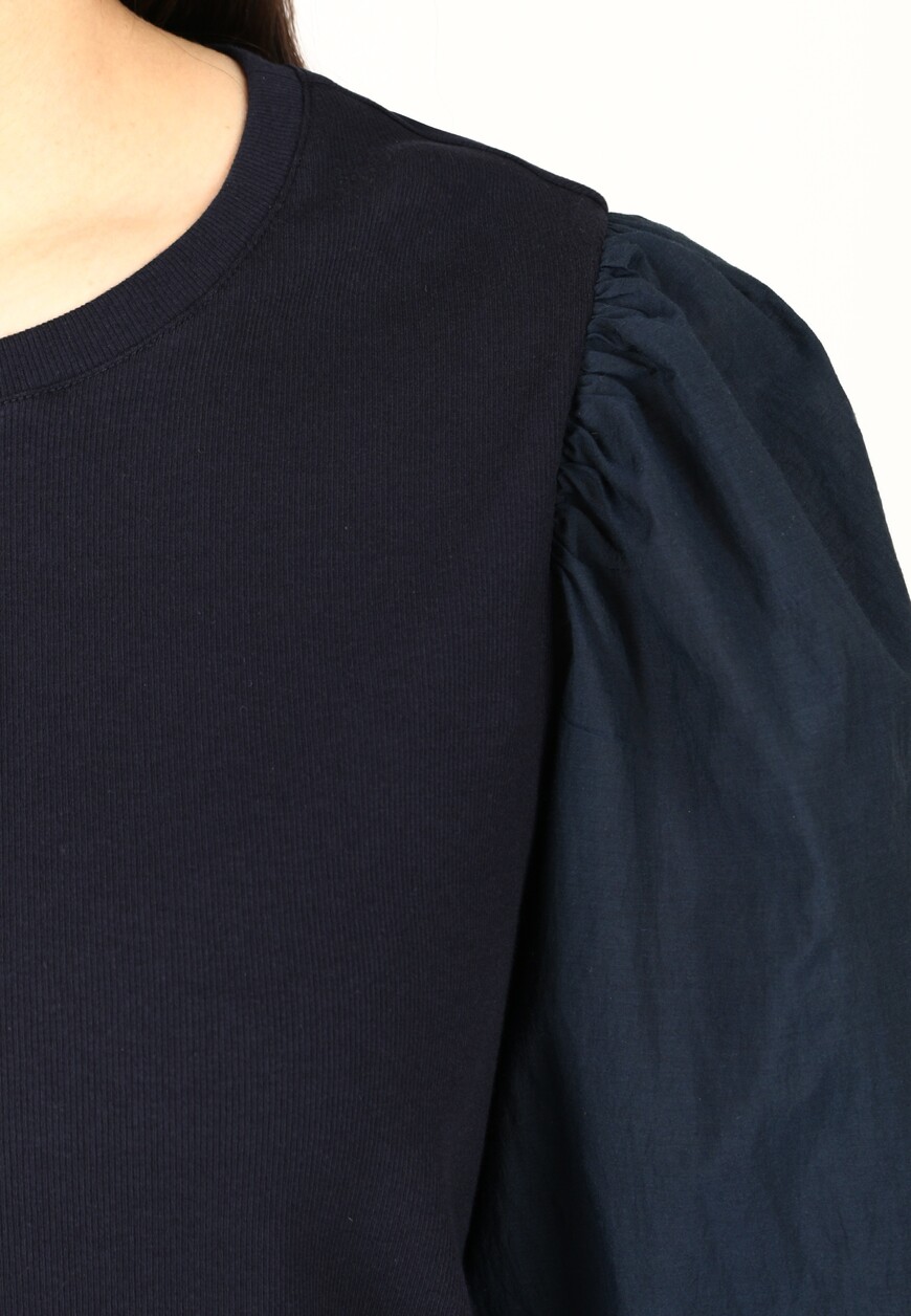 футболка  JED272B696 по распродаже