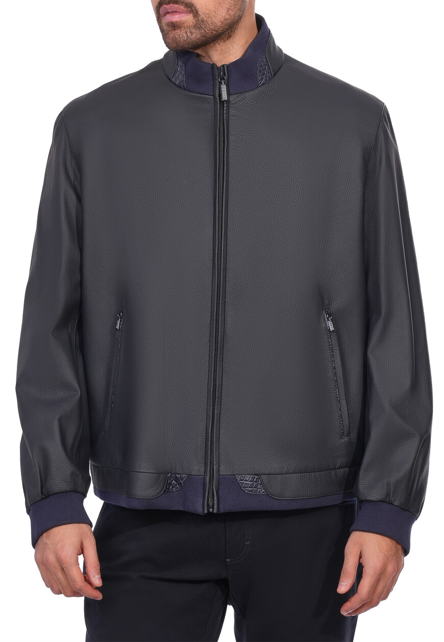 куртка  из италии вид сбоку