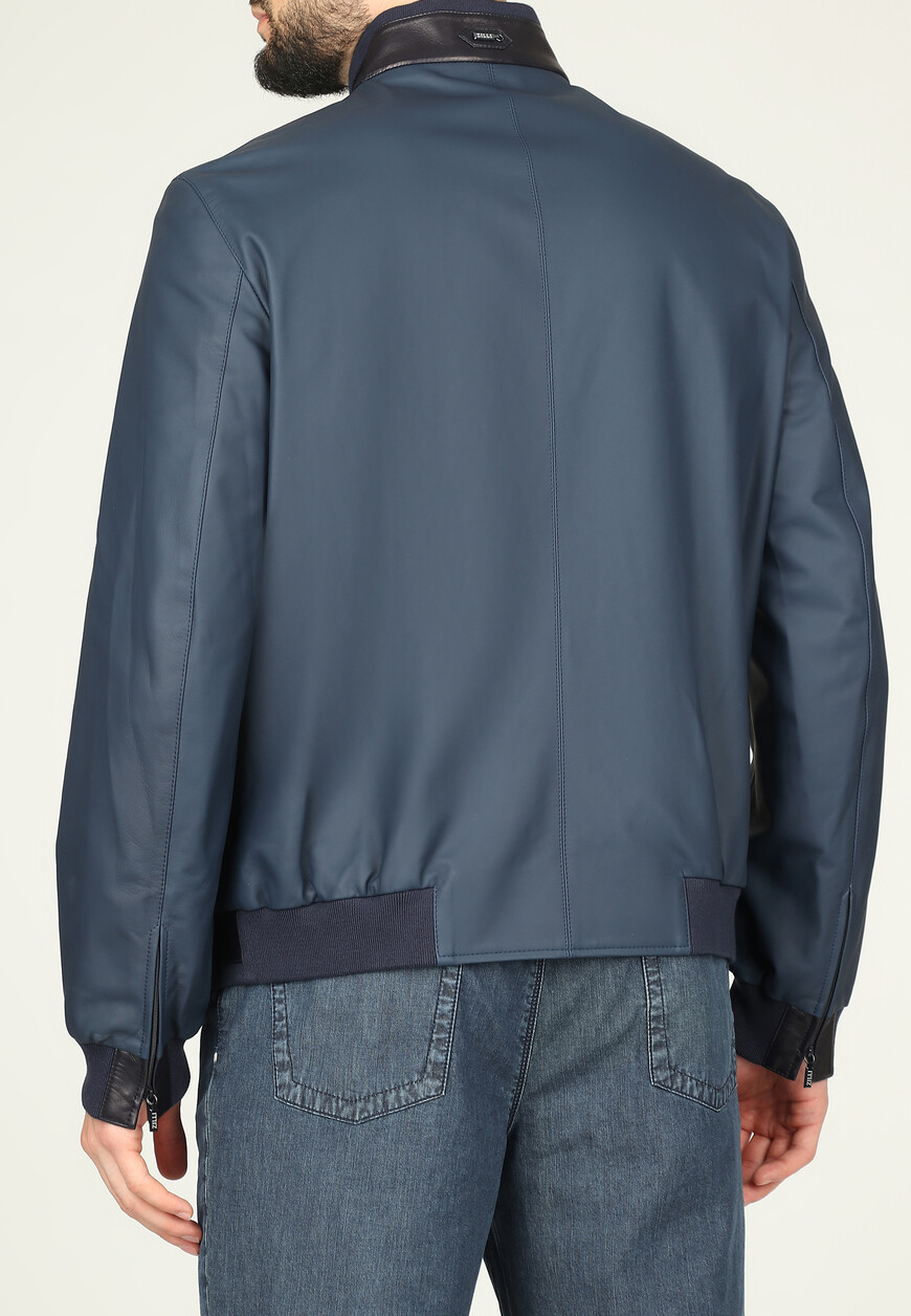 куртка  из италии вид сбоку