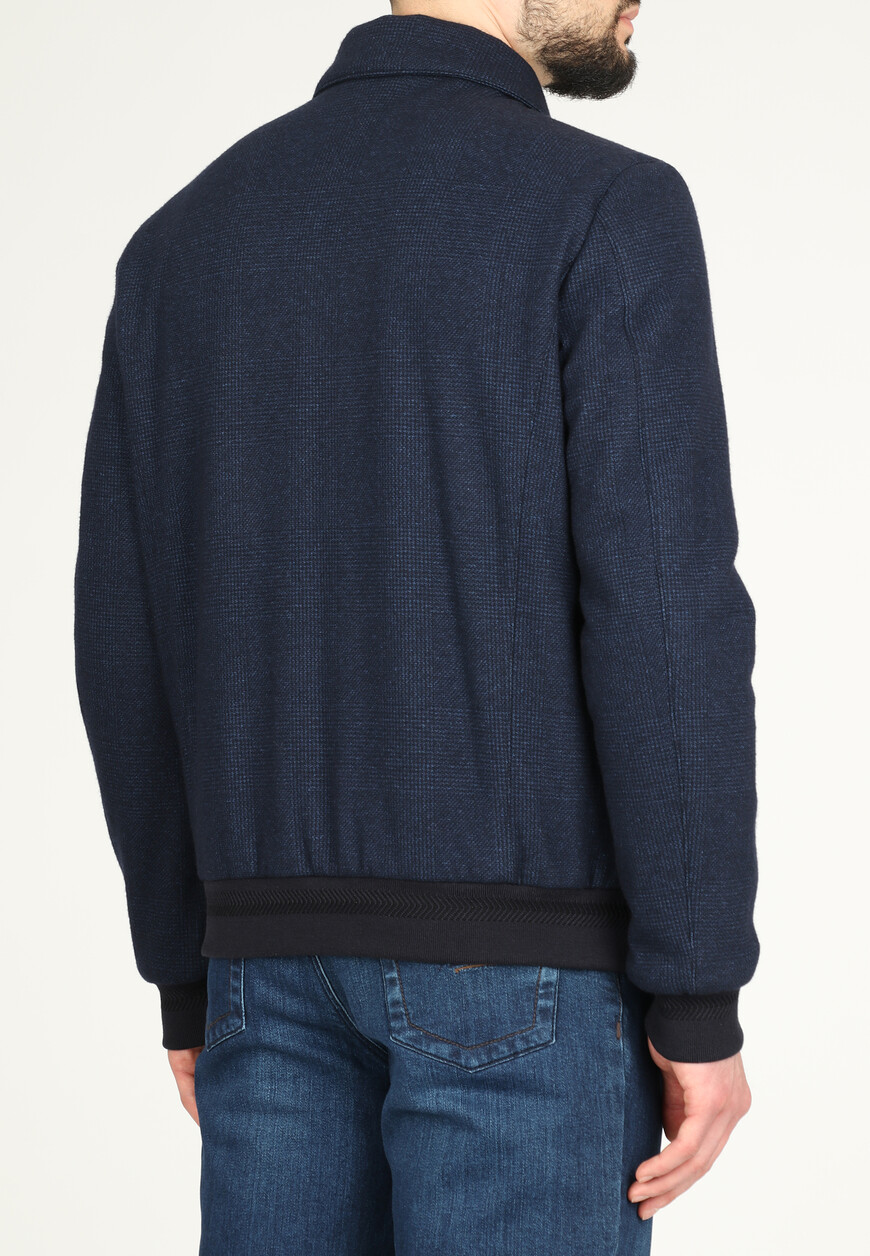 бомбер  из италии вид сбоку