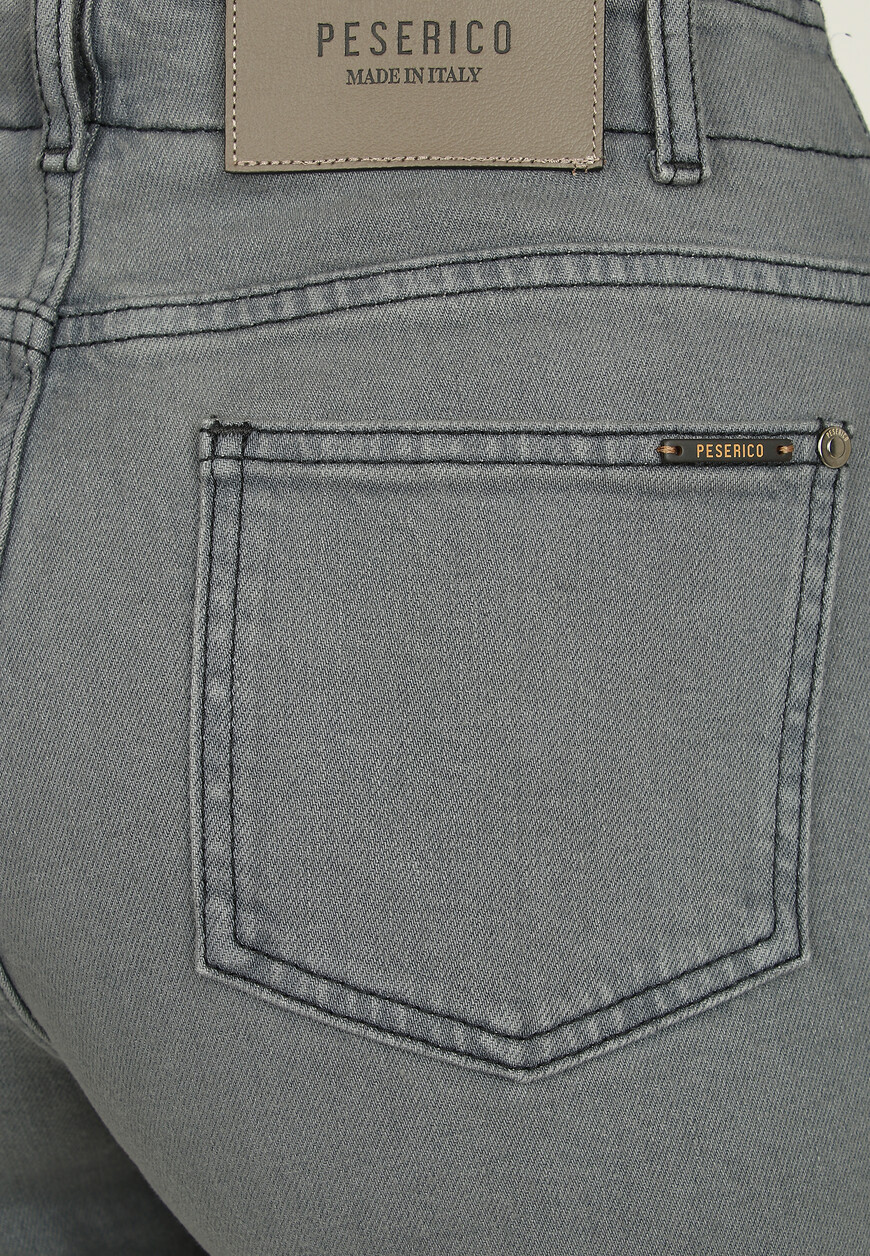 джинсы  P04614LG со скидкой