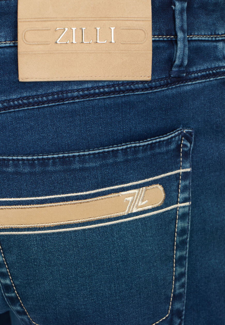 джинсы  MCZ-00010-DESA1/R001 со скидкой