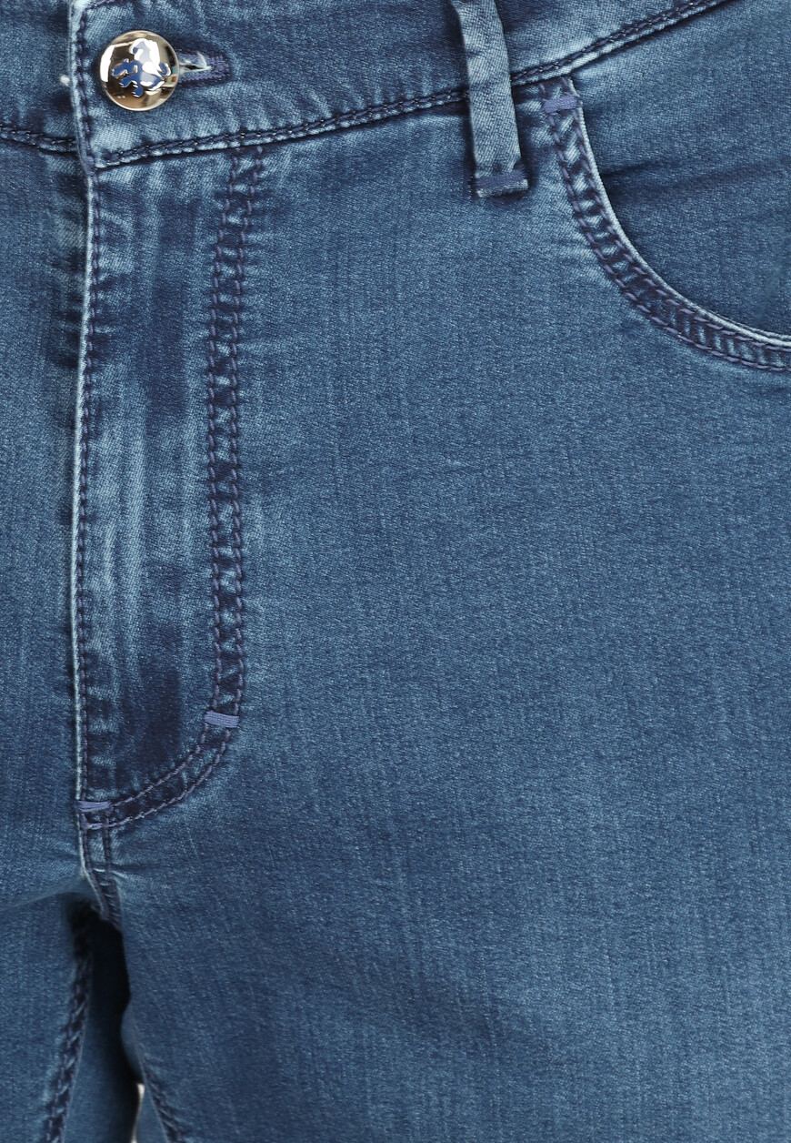 джинсы  из италии вид сбоку