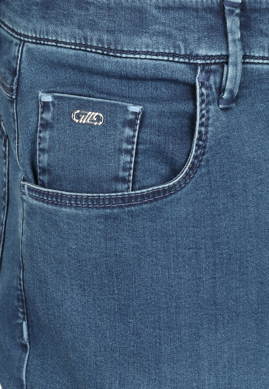 Товар голубого цвета с внутренней стороны