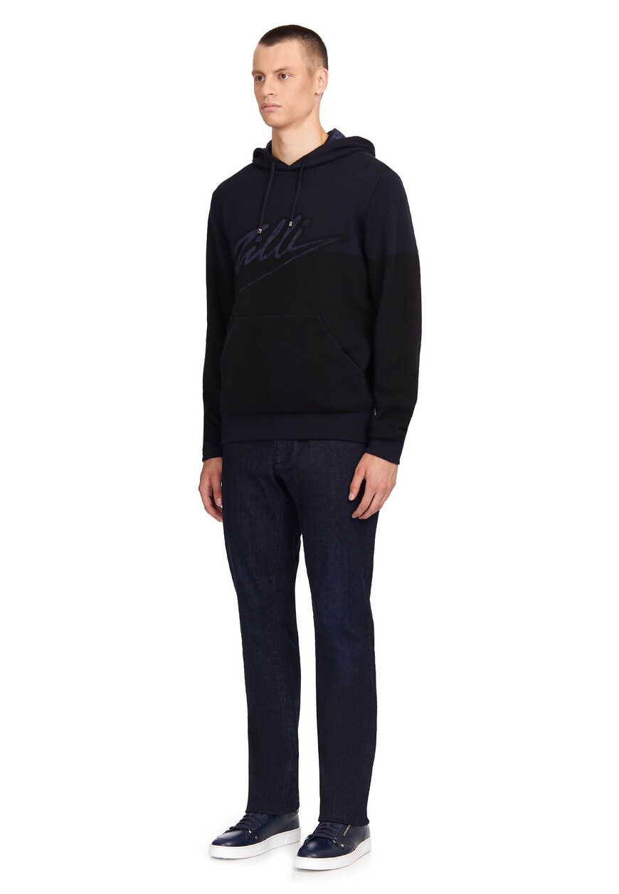 худи  JSS005M0520VZS000 по акции