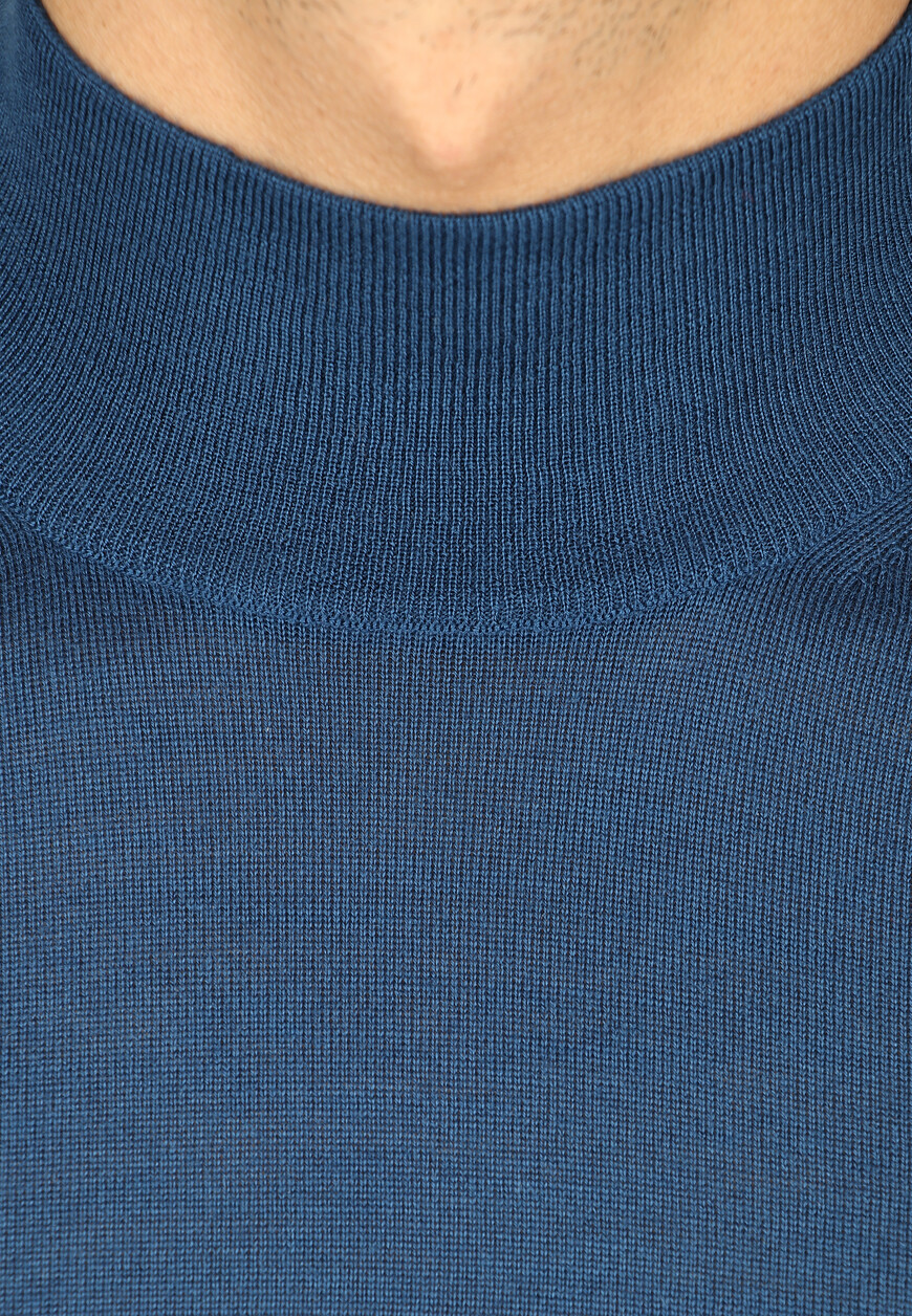 водолазка  MBY-CH013-NECL1/ML0 со скидкой