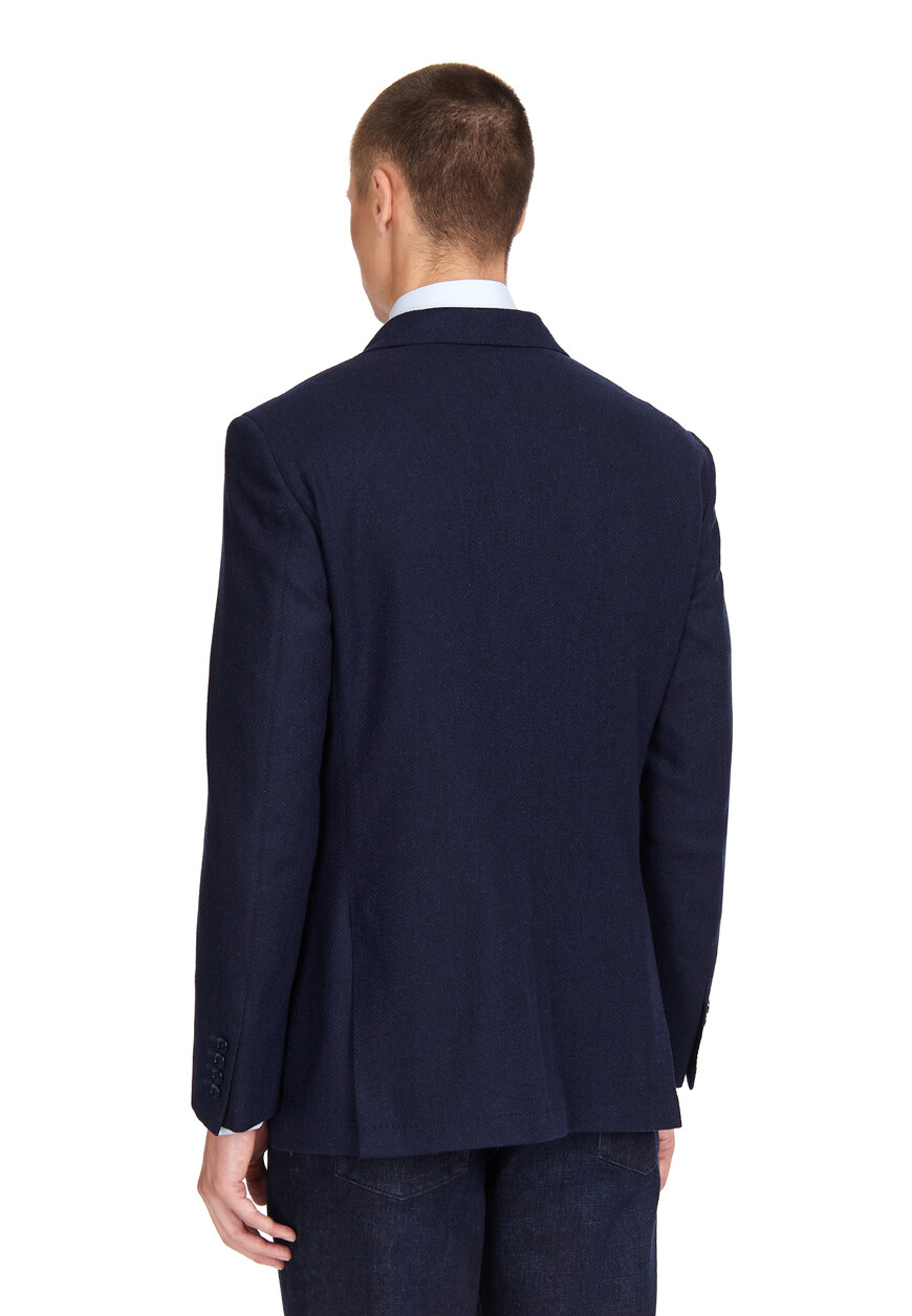 Товар синего цвета с внутренней стороны