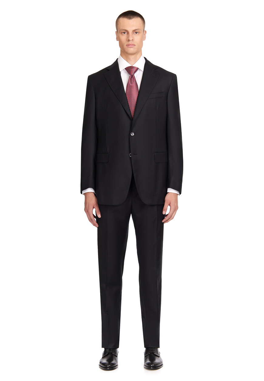 костюм классика  от бренда zilli вид слева