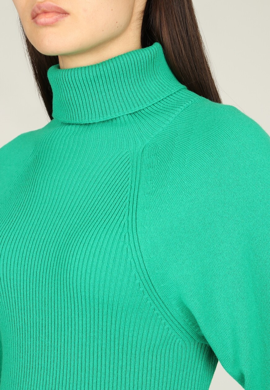 водолазка  MAD222B632 по низкой цене