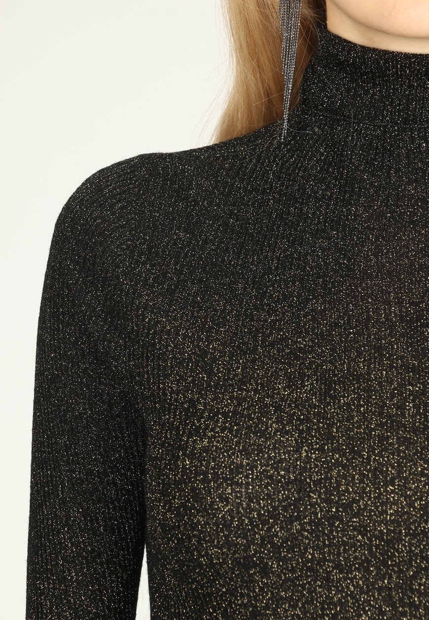 водолазка  MAD213F082D573 со скидкой