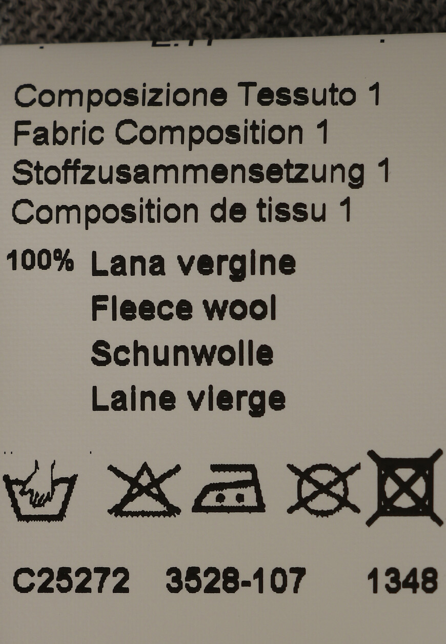 водолазка  классического стиля с лицевой стороны