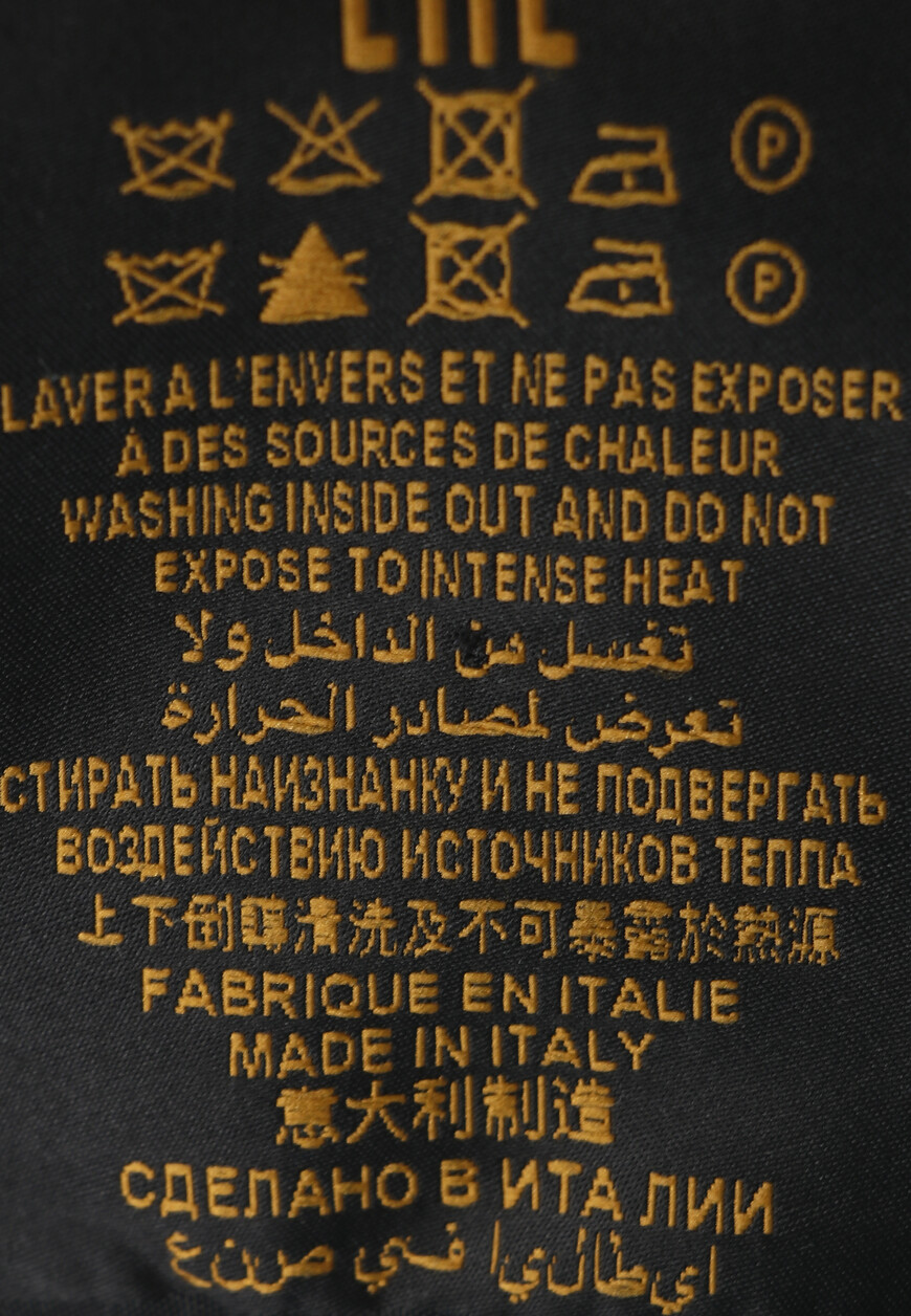 шорты  универсального стиля с лицевой стороны
